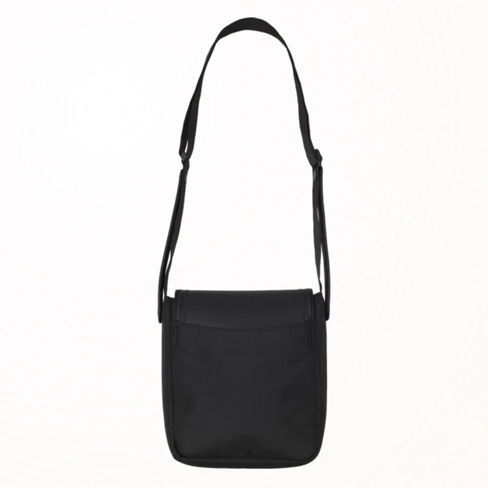 Crocs Classic Crossbody - Picture 3 of 6